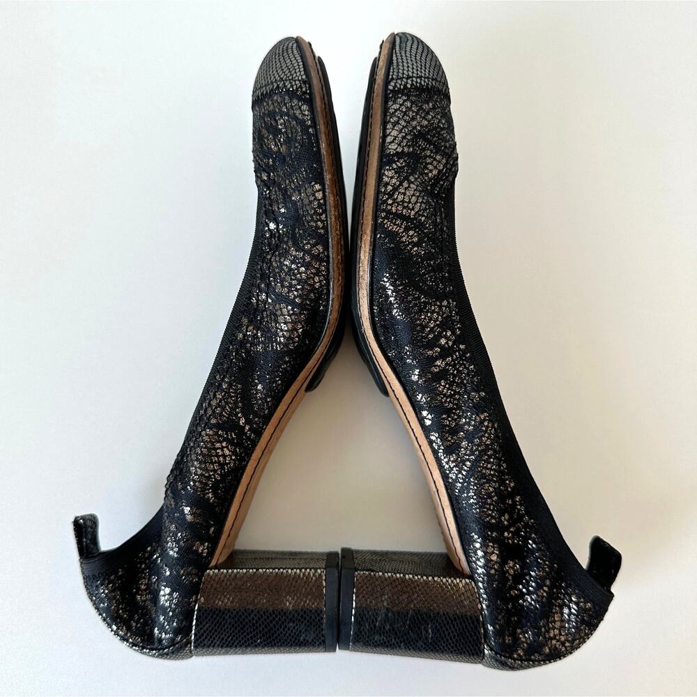 CHANEL Black Gold Metallic Cap Toe Stretchy Block Heel Pumps IT 40 - Picture 9 of 16
